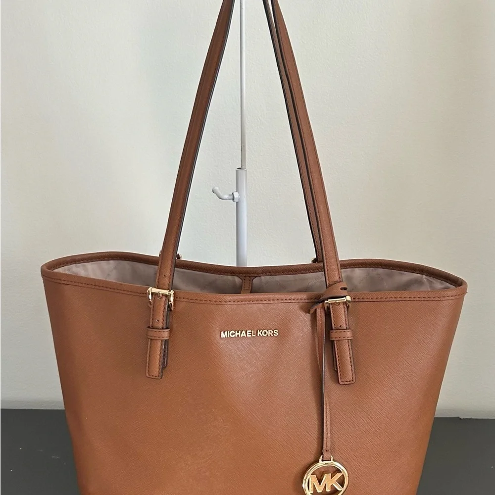 Michael Kors brown Leather Tote Gold Hardware Structured Shoulder bag